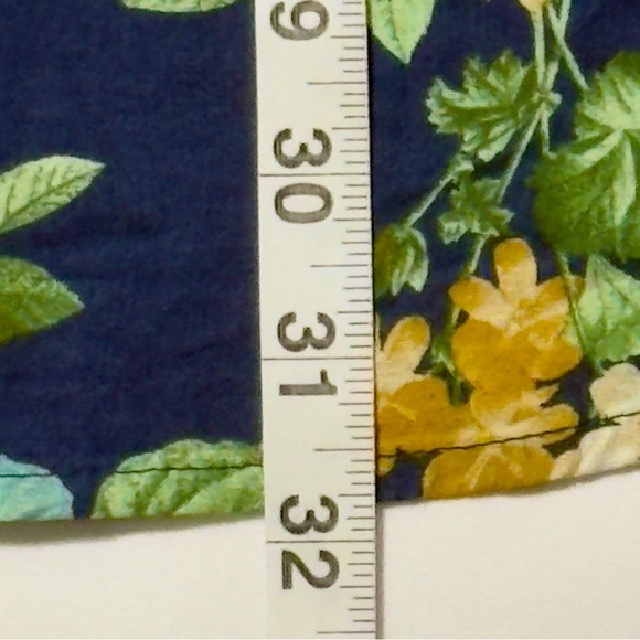 NEW Old Navy Blue and Yellow Casual Button Down Shirt Excellent - Picture 10 of 12